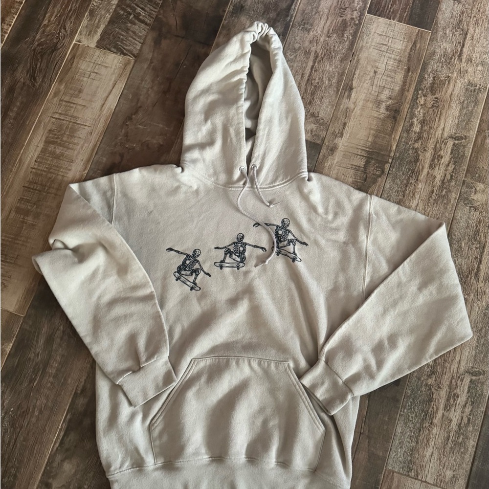 Artist Union Beige Hoodie with Skater Graphic
